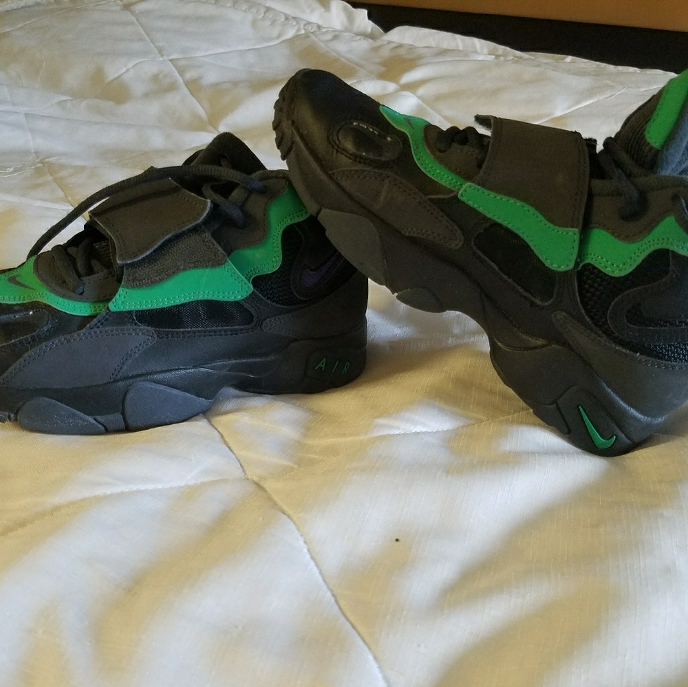 Nike air